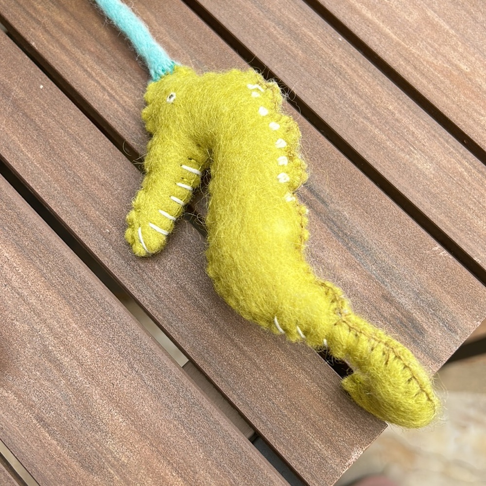 Crib Mobile Baby underwater theme octopus fish seahorse felt nursery ocean sea - Picture 4 of 12